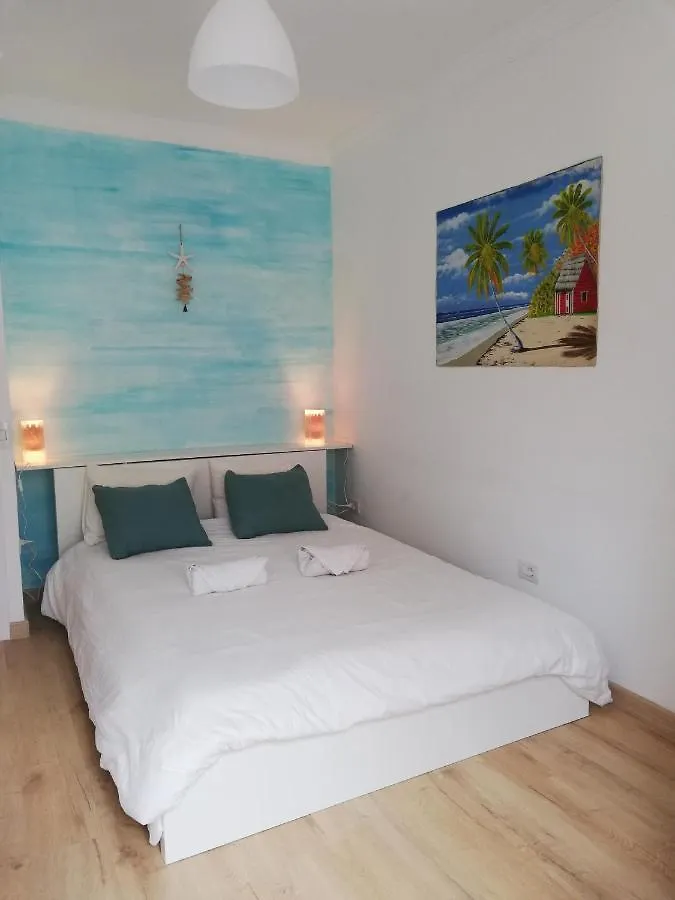 Apartment Apartamento Magico Mar Y Tierra Los Abrigos Spain